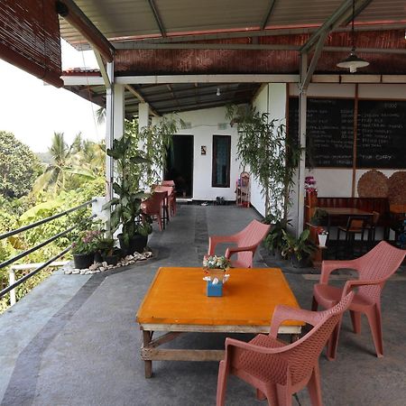 The View Padang, Amazing View, 8 Mins Mentawai Fast Ferry, Cold Beer,Close To Restaurants פדאנג מראה חיצוני תמונה