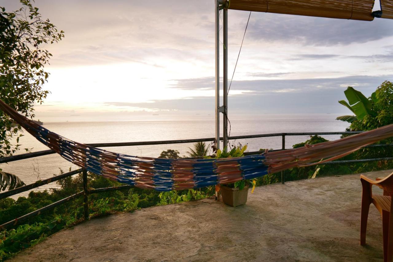 The View Padang, Amazing View, 8 Mins Mentawai Fast Ferry, Cold Beer,Close To Restaurants פדאנג מראה חיצוני תמונה