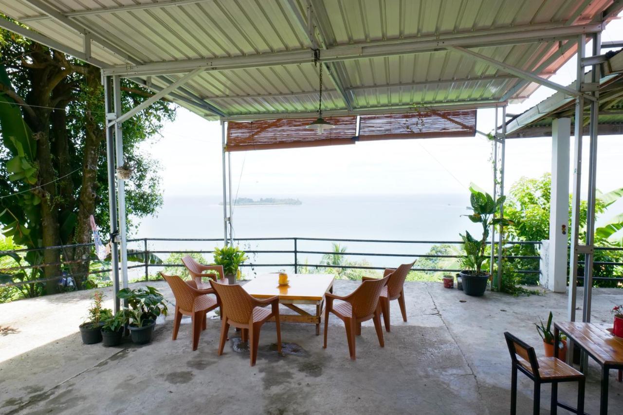 The View Padang, Amazing View, 8 Mins Mentawai Fast Ferry, Cold Beer,Close To Restaurants פדאנג מראה חיצוני תמונה