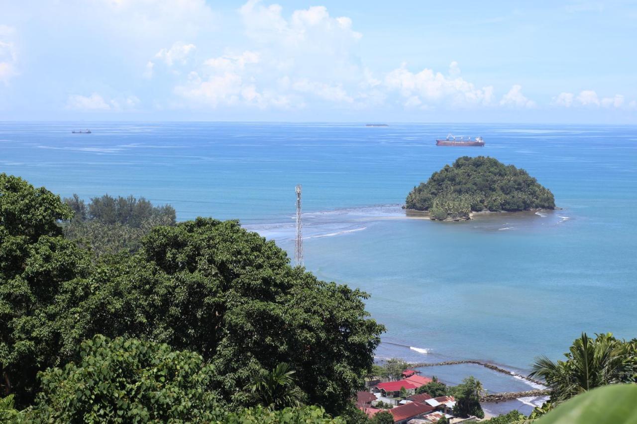 The View Padang, Amazing View, 8 Mins Mentawai Fast Ferry, Cold Beer,Close To Restaurants פדאנג מראה חיצוני תמונה
