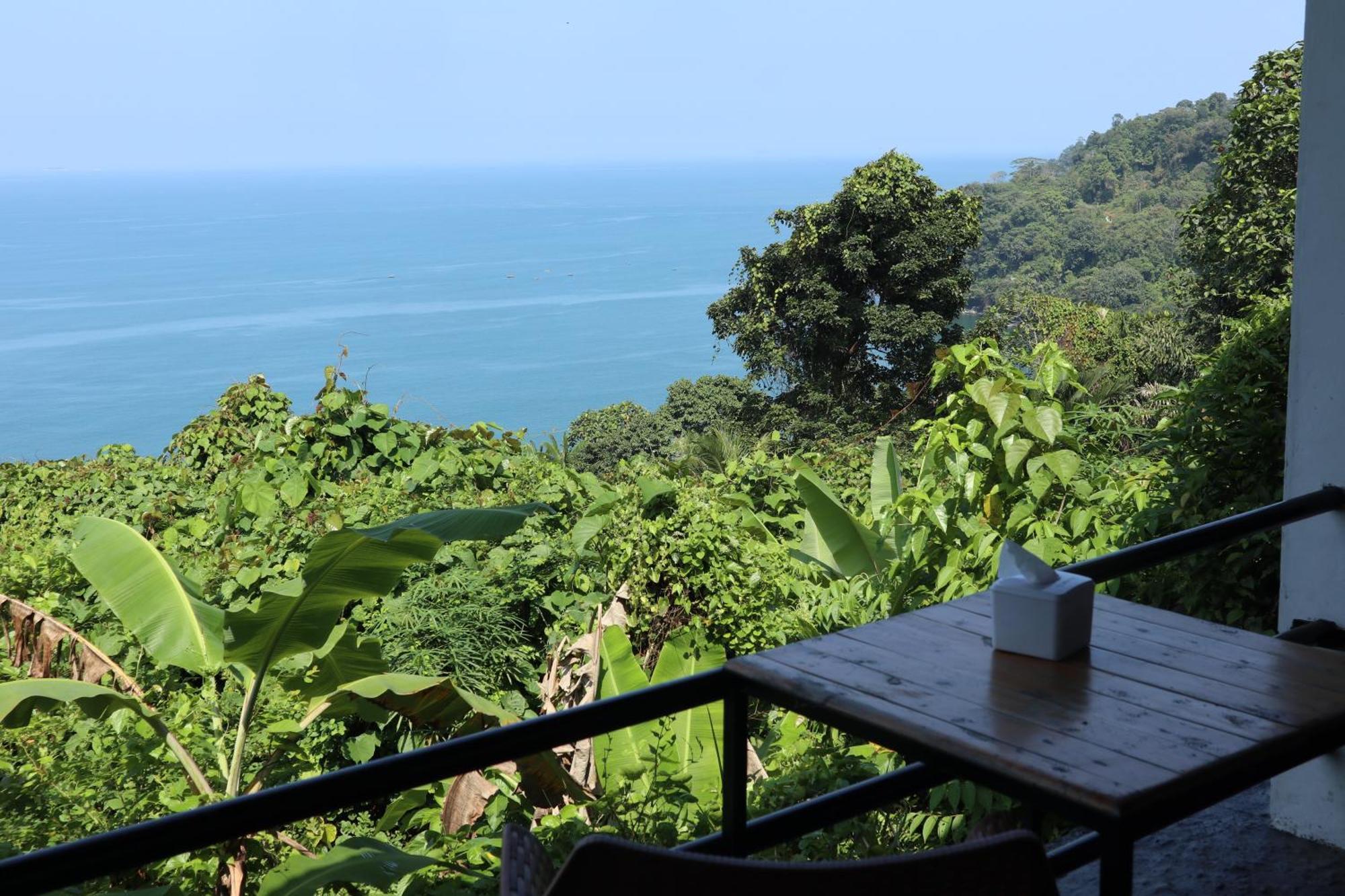 The View Padang, Amazing View, 8 Mins Mentawai Fast Ferry, Cold Beer,Close To Restaurants פדאנג מראה חיצוני תמונה