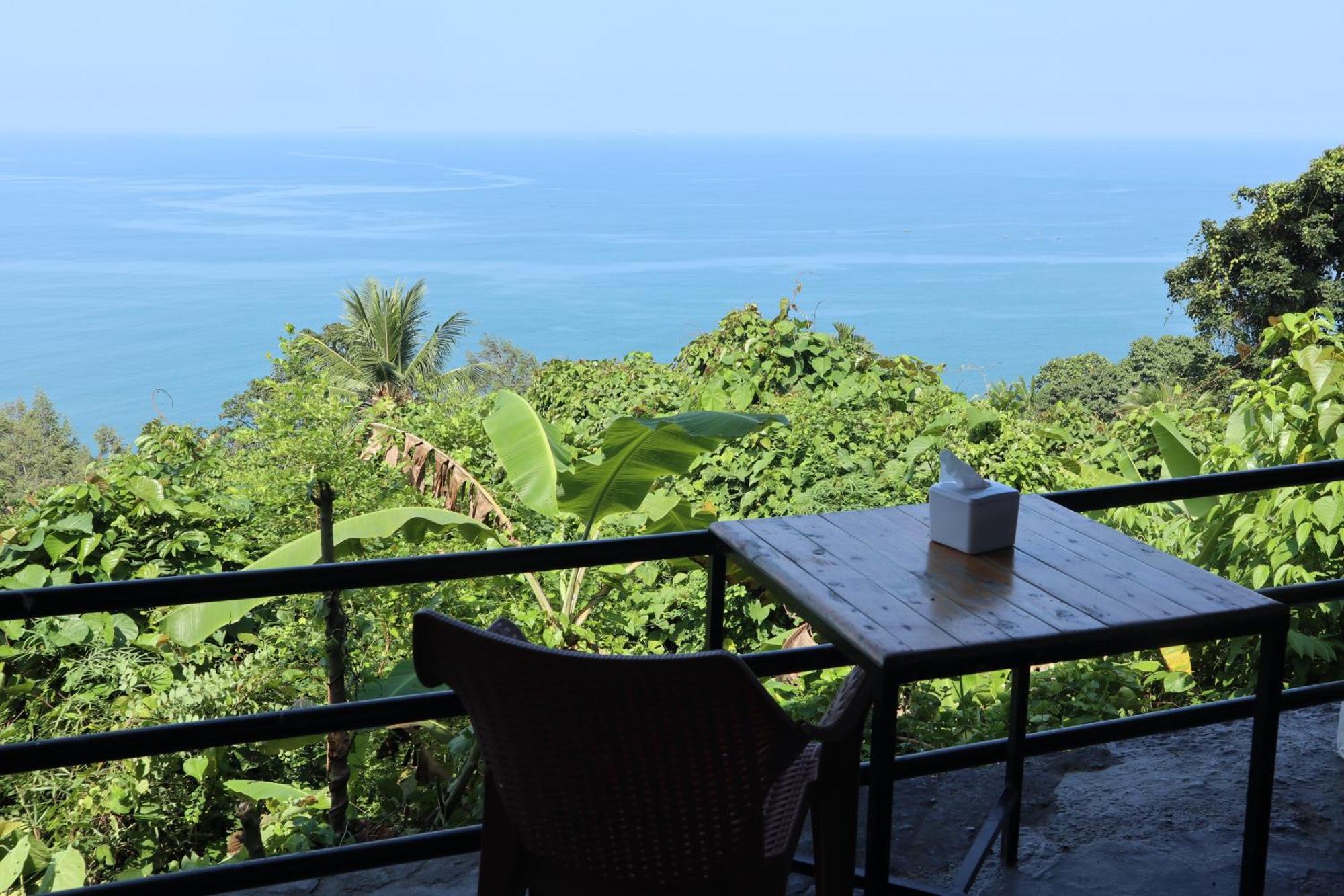 The View Padang, Amazing View, 8 Mins Mentawai Fast Ferry, Cold Beer,Close To Restaurants פדאנג מראה חיצוני תמונה